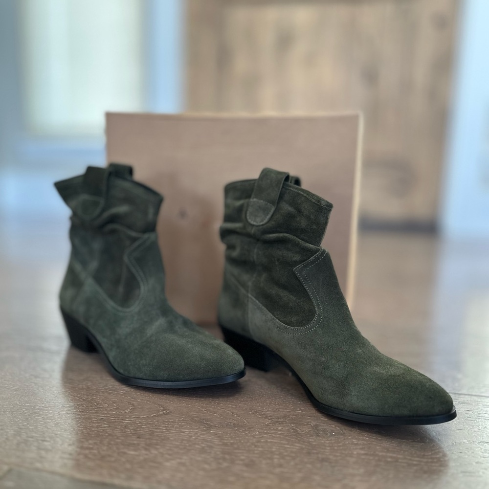 Anthropologie Suede Ankle Cowboy Boots in Dark Green (size 37 EU)